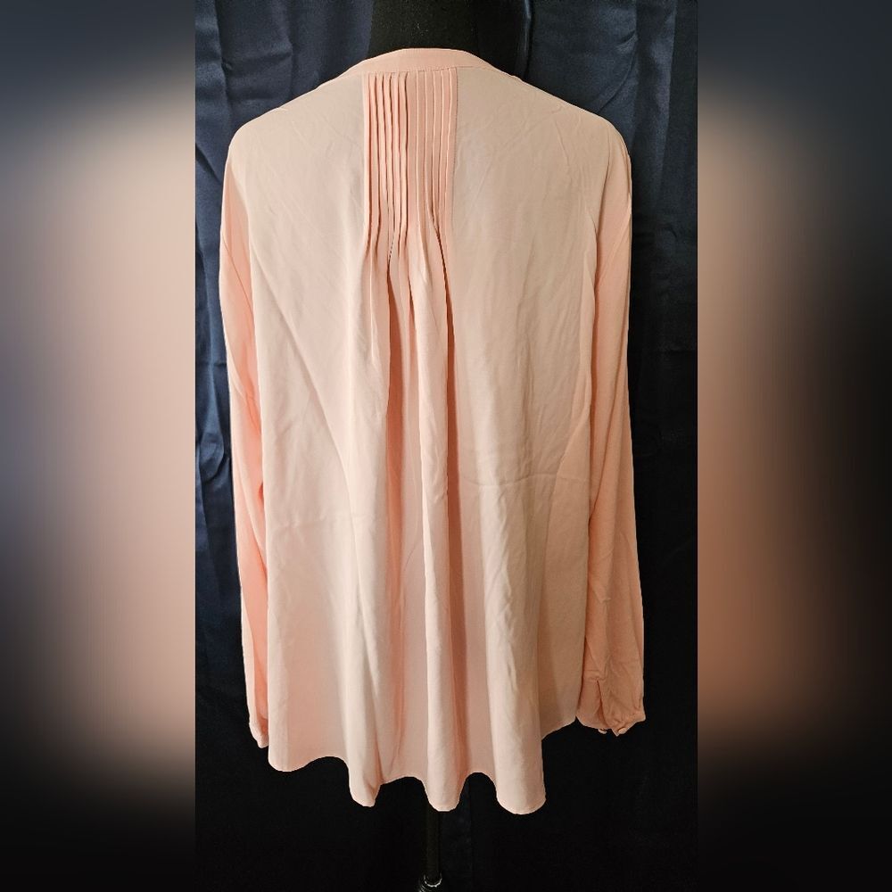 NWT Torrid Button Front Pleat Back Tunic Plus Size 3X - Picture 4 of 9
